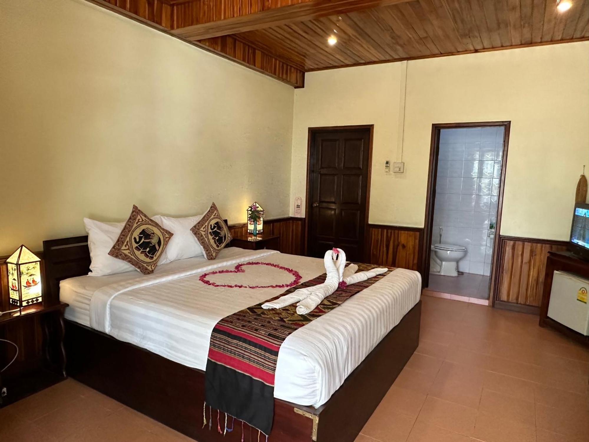 Villa Alounsavath Mekong Riverside Луанг Прабанг Екстериор снимка