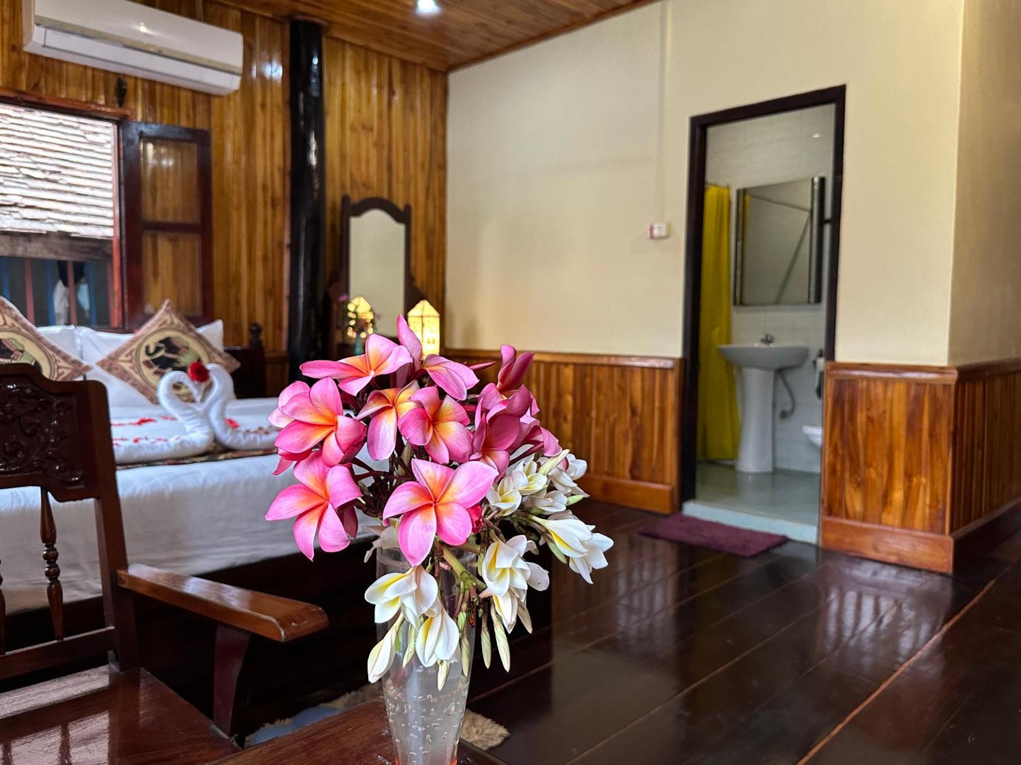 Villa Alounsavath Mekong Riverside Луанг Прабанг Екстериор снимка
