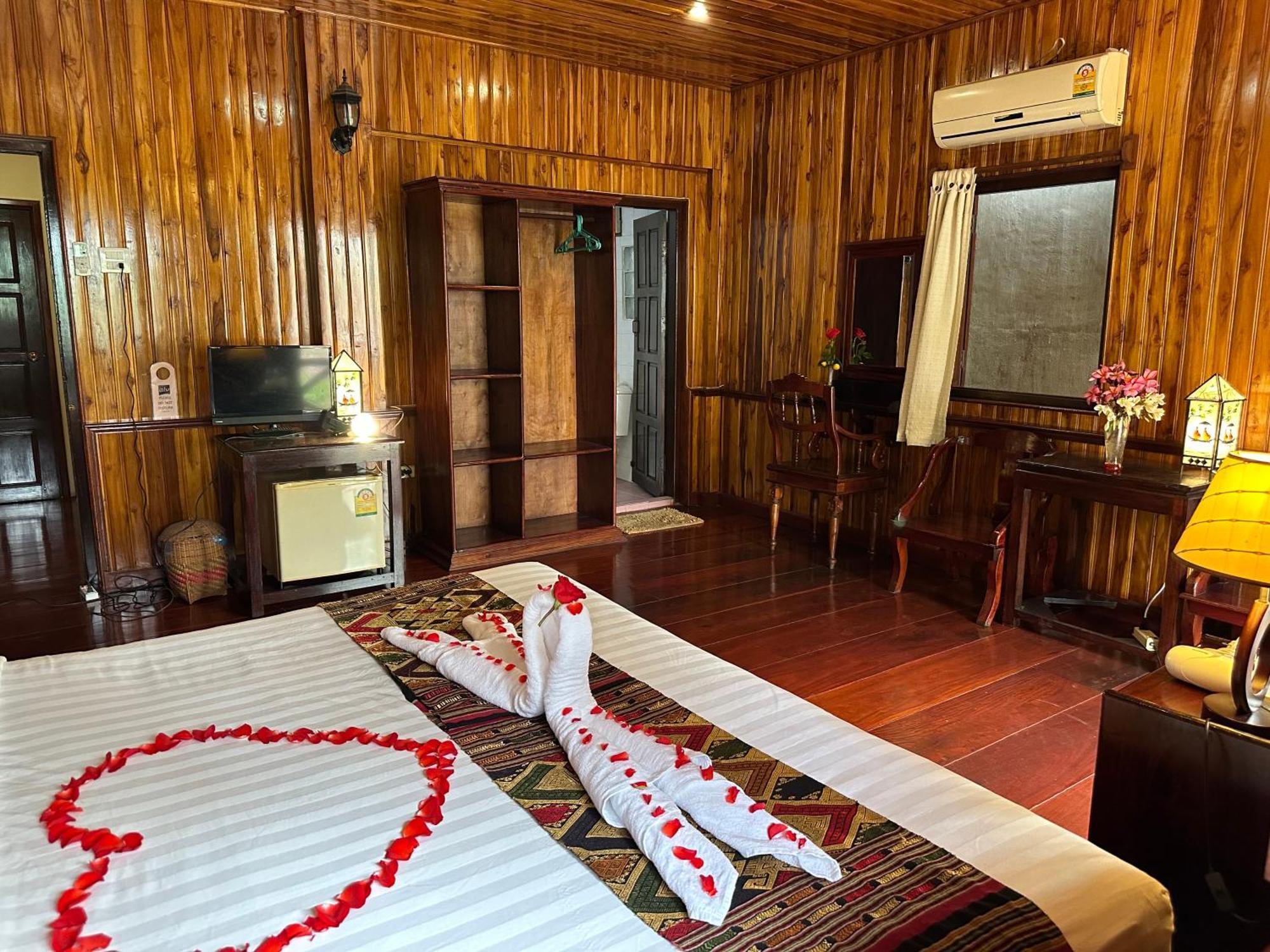 Villa Alounsavath Mekong Riverside Луанг Прабанг Екстериор снимка